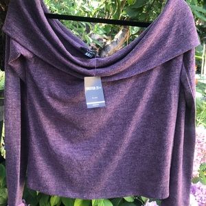 Forever 21! NEW! off the shoulder long sleeve.